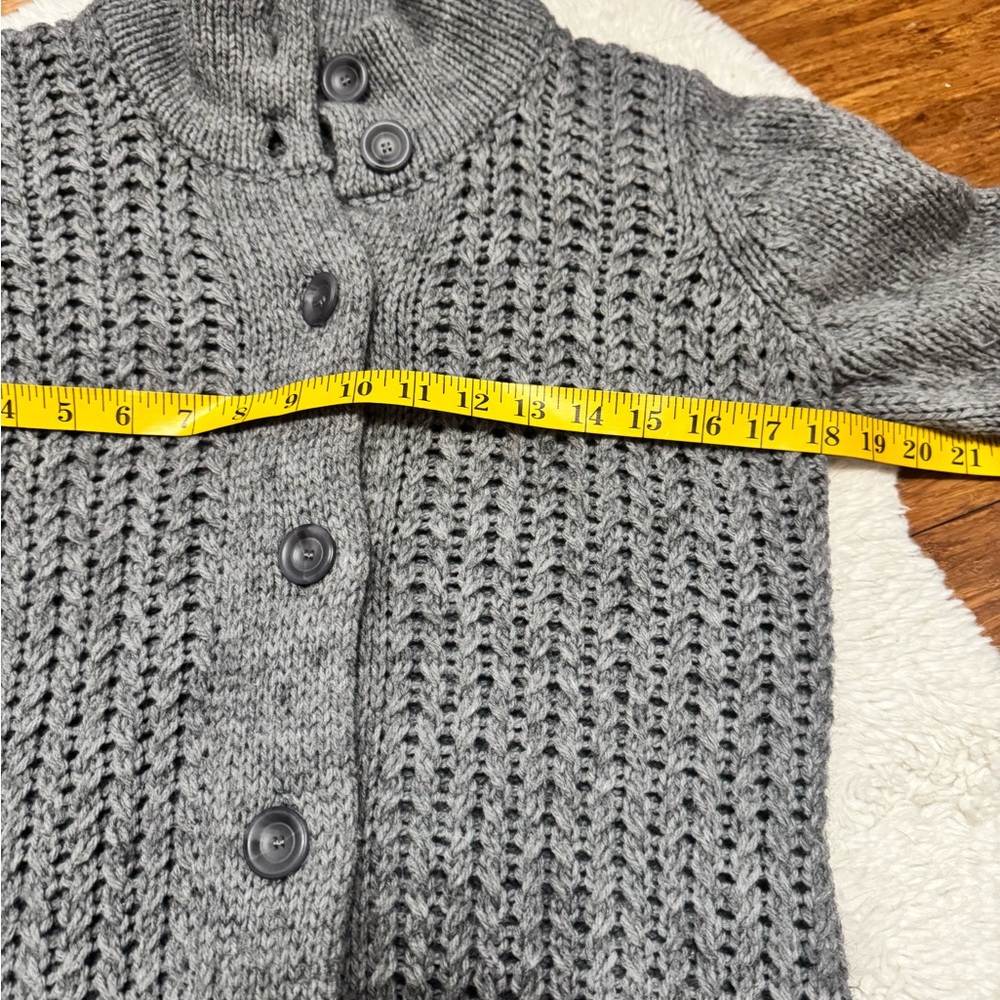 Bianca B. Gray Women's Cable Knit Wool Blend Cardigan Medium - Picture 8 of 10